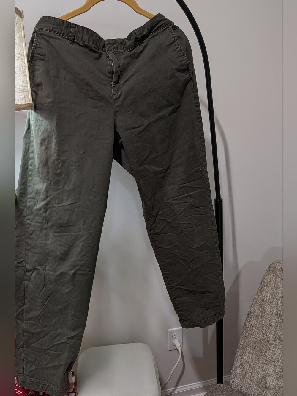 Ladies. Casual Green  Chino Pants